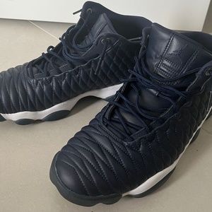 Air Jordan Horizon, Diamond Leather - Obsidian